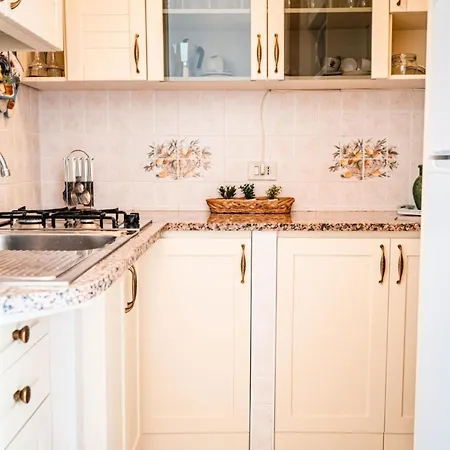 Charming Getaway Apartament